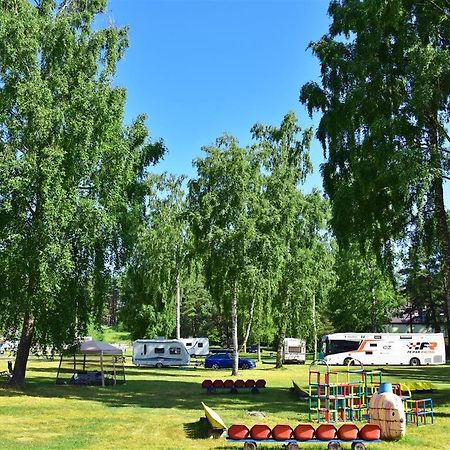 Camping Vaivari Jurmala Hotel Buitenkant foto